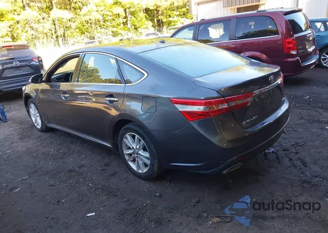 2015 Toyota Avalon Xle z USA, uszkodzony, nr VIN 4T1BK1EB4FU143498
